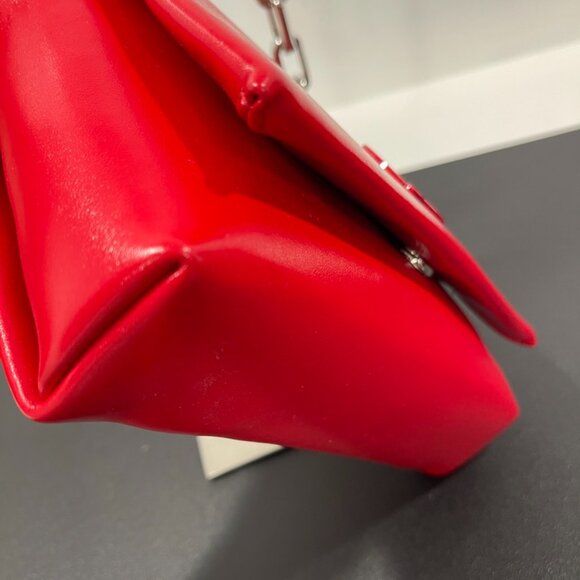 Christian Louboutin Logo Embossed Chain Strap Shoulder Bag (JB1365) - Picture 7 of 13